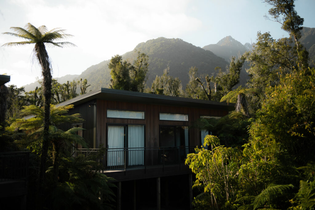 MediaPartnership. 9 (1)